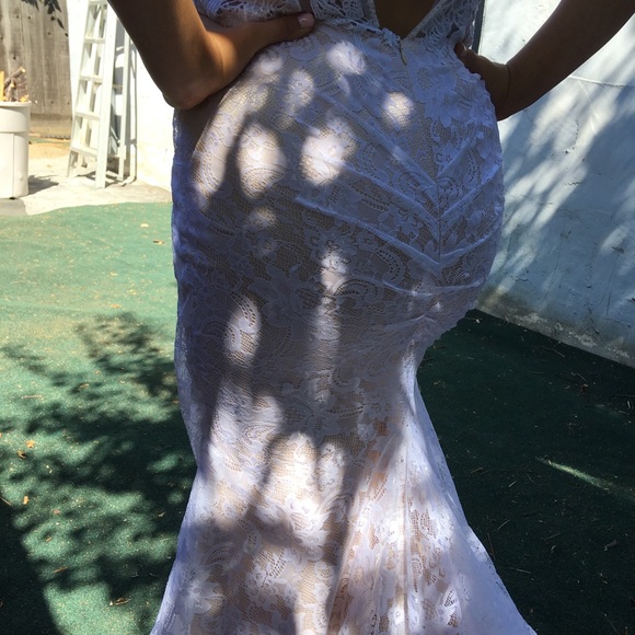 Wedding dress - Picture 7 of 8